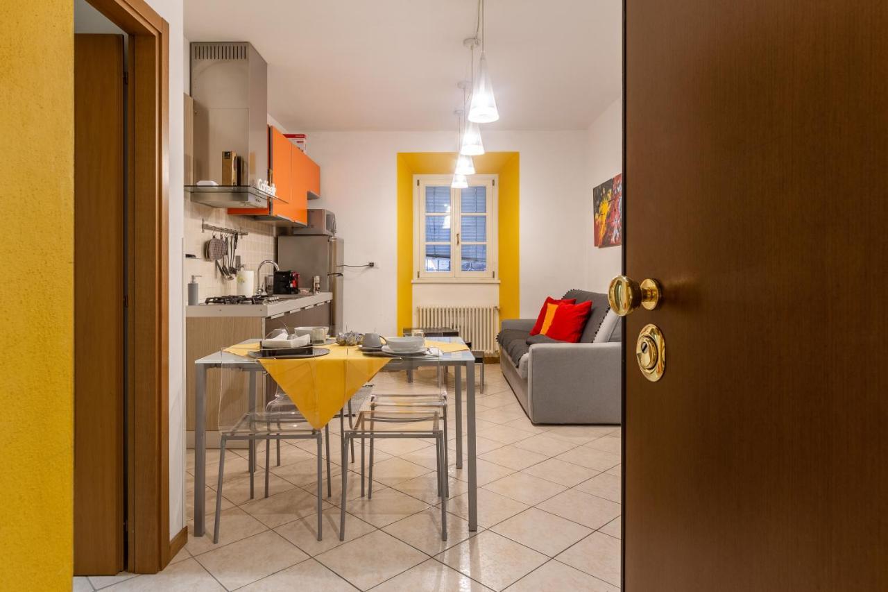 Casa Vacanze Penelope In Centro Storico Triest Exterior foto